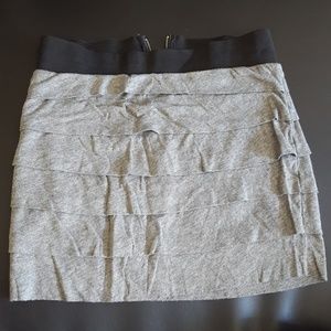 EXPRESS ruffle skift